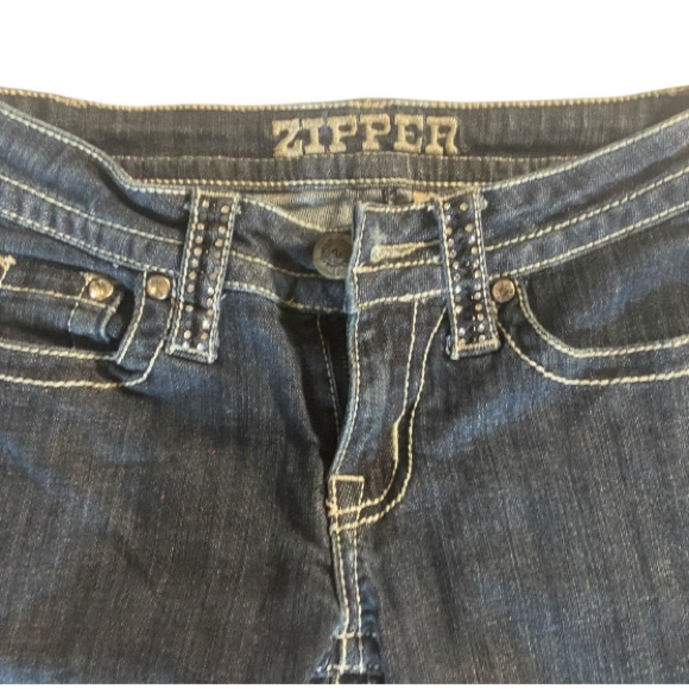 Women’s Zipper brand jeans with gems. Size 3 - Picture 2 of 4